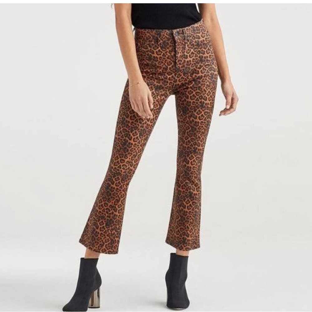 EUC 7 For All Mankind Leopard-Print High Rise Slim Fit Kick Flare Cropped Jeans